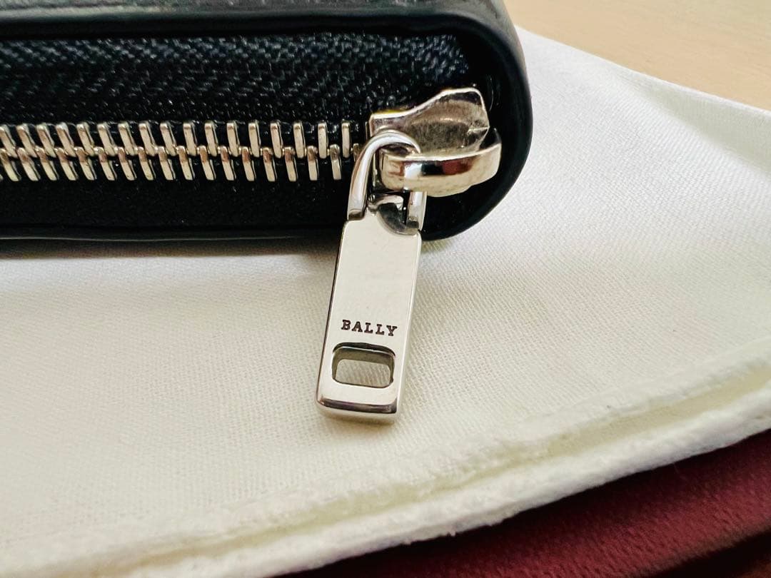 BALLY BALEN ラウンドファスナー　長財布 ブラック