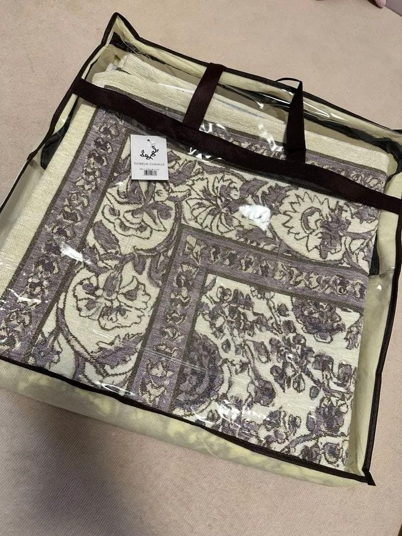 新品GOBELIN CHENILLE 花柄ラグ