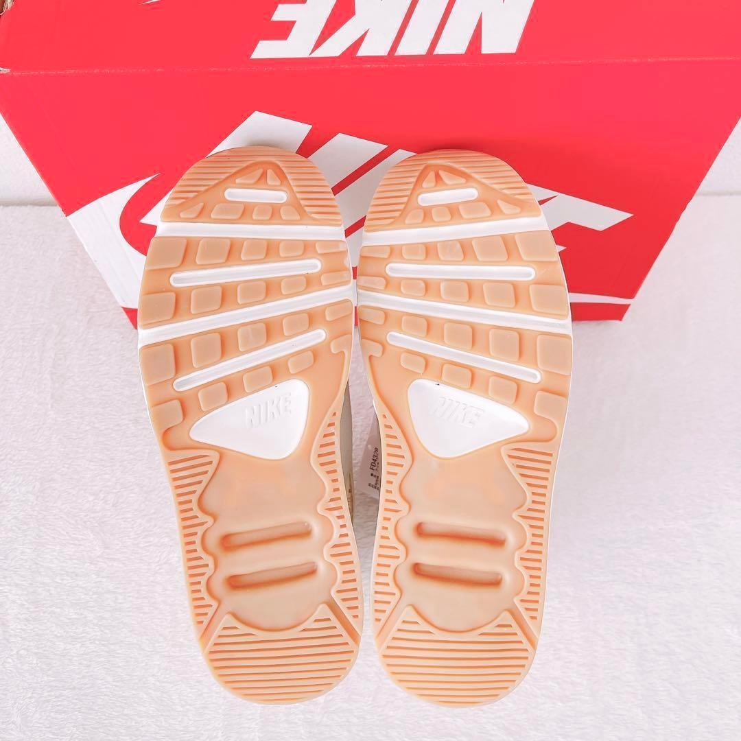 新品未使用❣️ ナイキ エア マックス 90 LV8 ホワイト スニーカー★