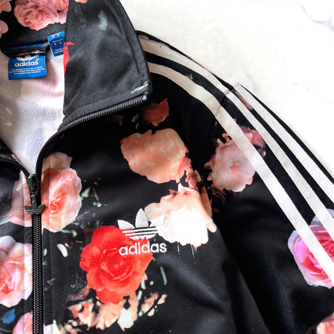完売 RITA ORA着用 【adidas】 トラックジャケット　薔薇花柄　OT