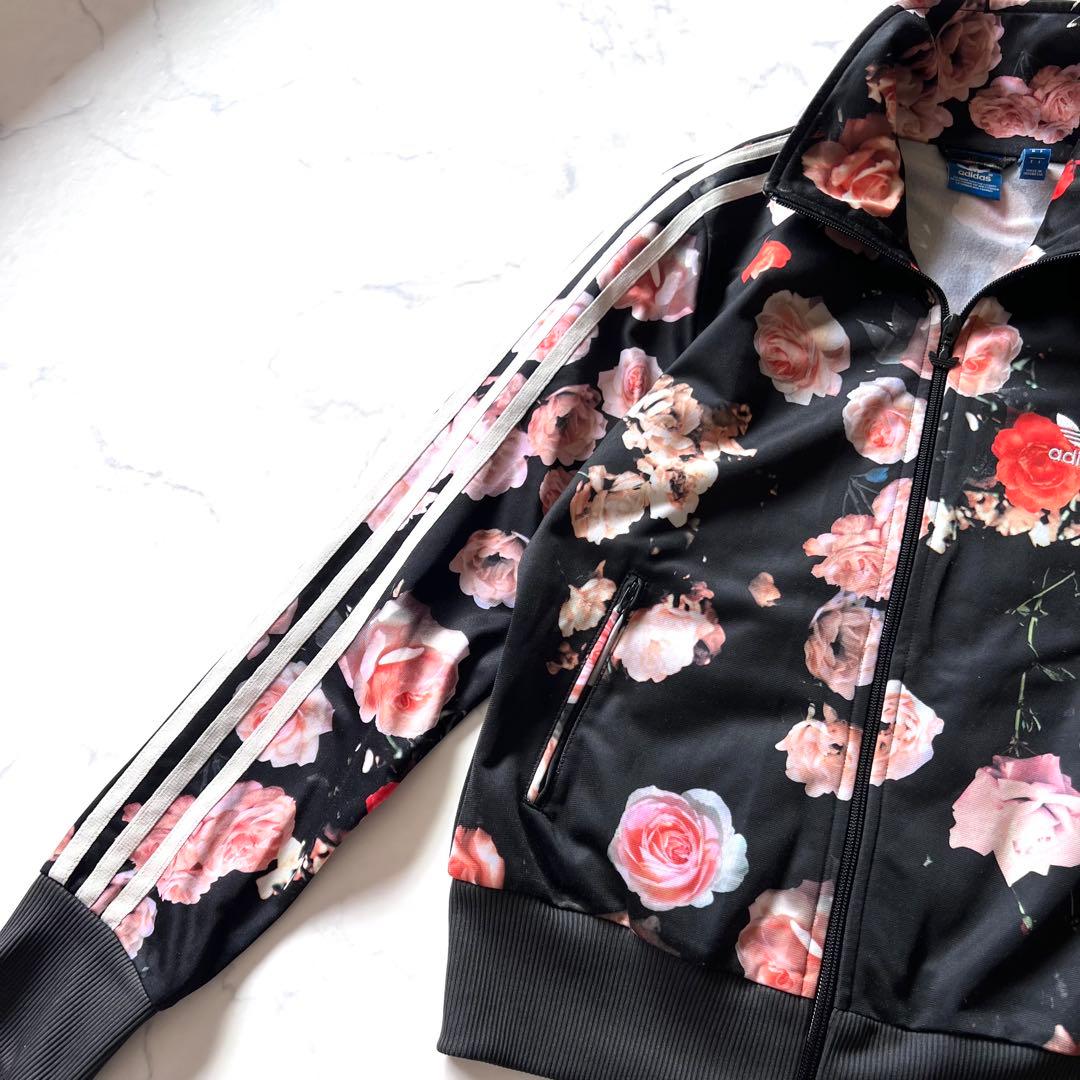 完売 RITA ORA着用 【adidas】 トラックジャケット　薔薇花柄　OT