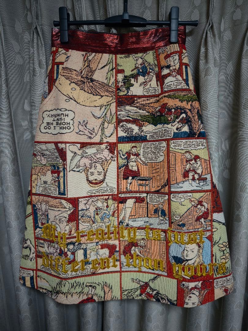 unlogical poemアリス柄ジャガードスカート