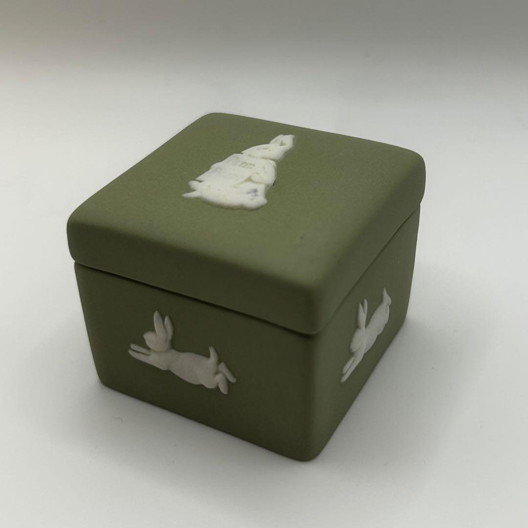  ピーターラビット グリーンジャスパーボックス