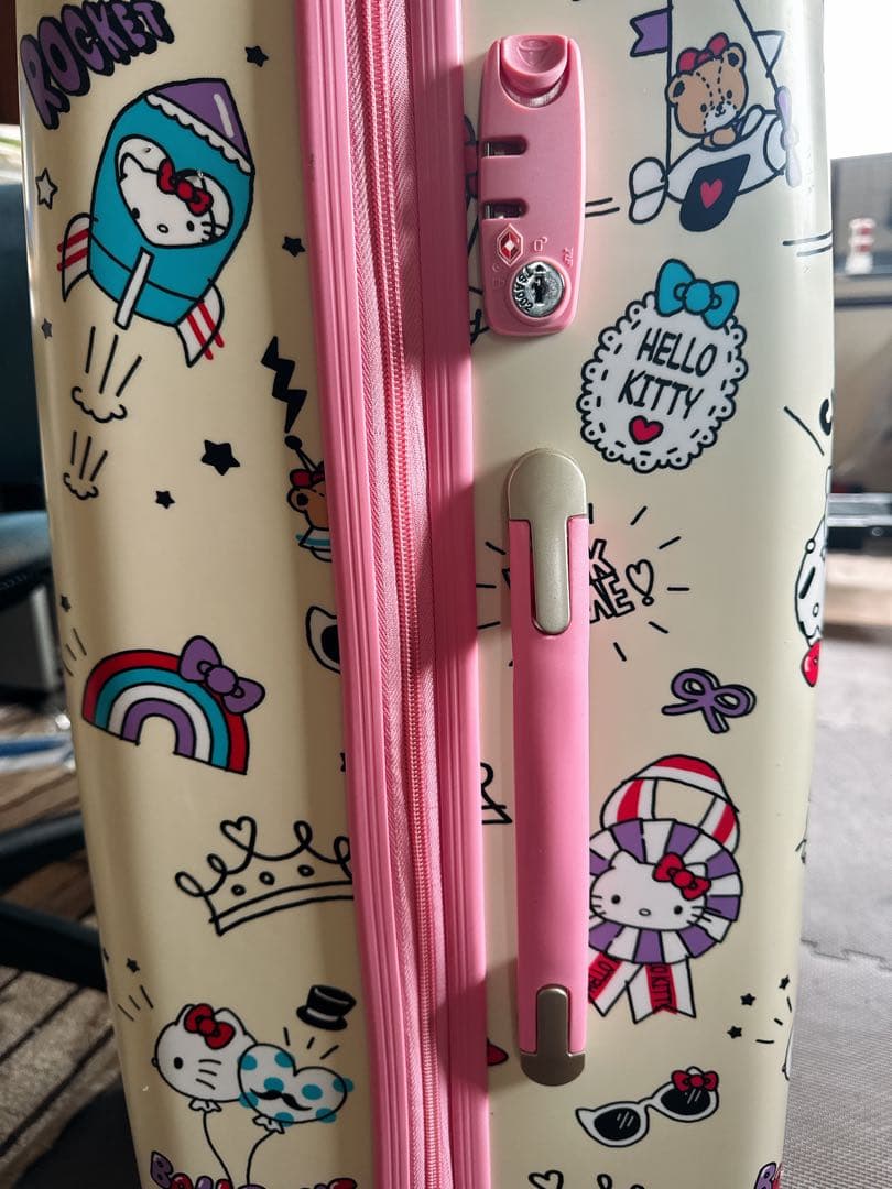 ハローキティ スーツケース L