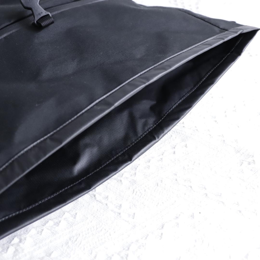 極美品！ザ ノースフェイス ロールパック15　メッセンジャーバッグ　防水バッグ