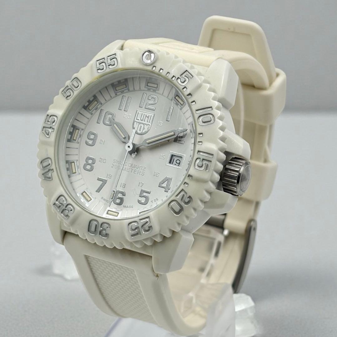 ルミノックス 腕時計 ネイビーシールズ ホワイトアウト 3050 稼動 ダイバー