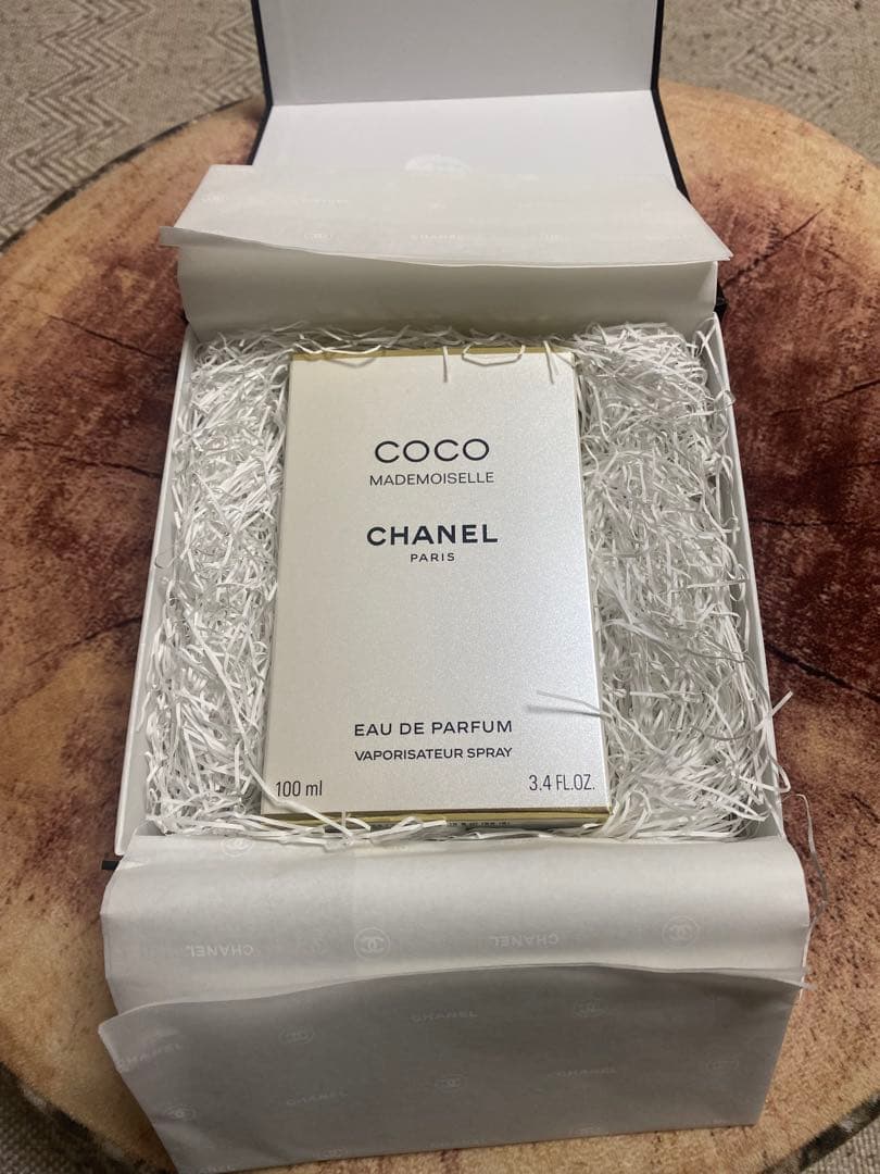 新品未使用 シャネル ココ マドモアゼル オードゥ パルファム 100ml 箱有