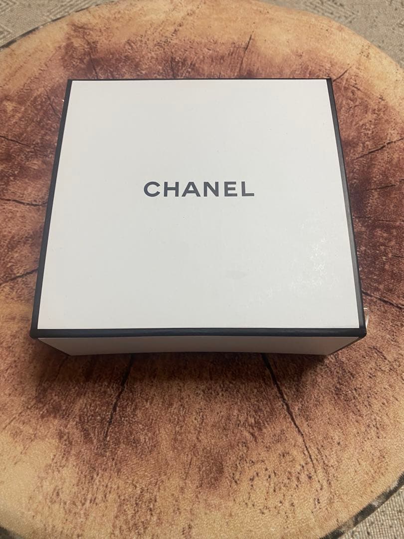 新品未使用 シャネル ココ マドモアゼル オードゥ パルファム 100ml 箱有