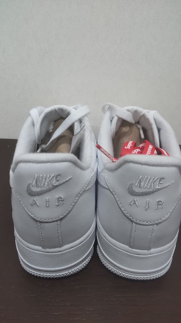 Supreme®︎/NIKE®︎ Air Force 1 Low ホワイト