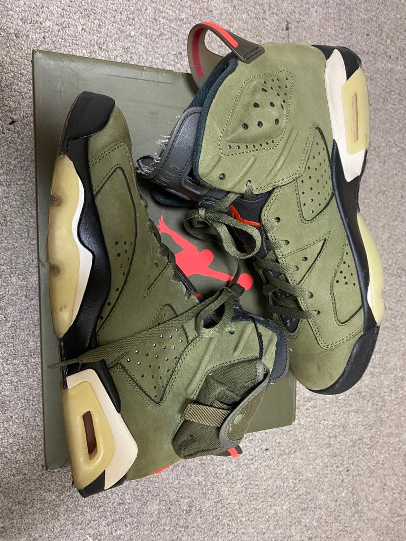 R*1様 Air Jordan 6 トラヴィススコット　オリーブ