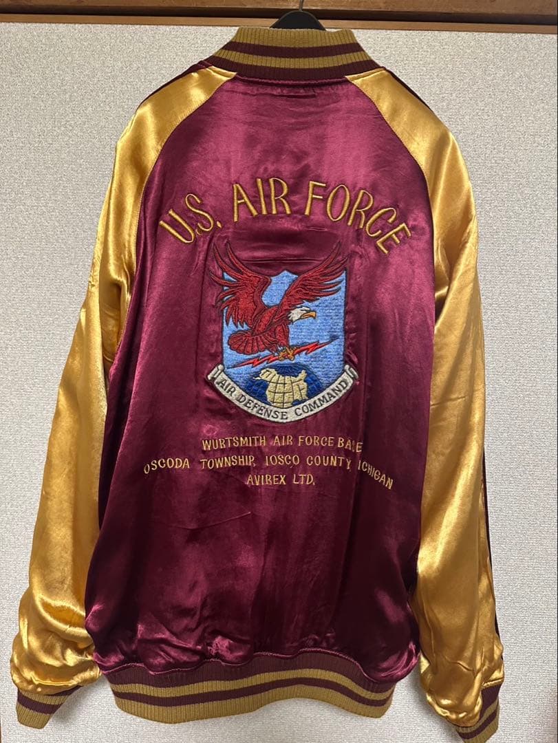 2024年モデル　アヴィレックス　リバーシブルスカジャン