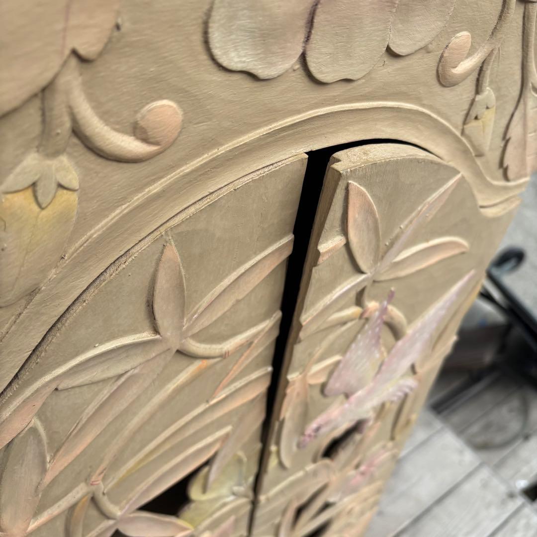 ヴィンテージ 彫刻キャビネット 木製収納棚 鳥 花 草木モチーフ アジアン調