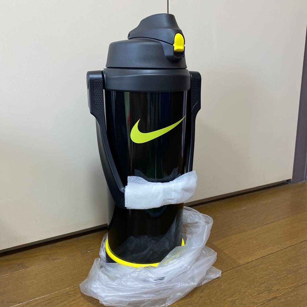 お値下げ　 希少　新品 ナイキ サーモス スポーツジャグ 2.5L 保冷