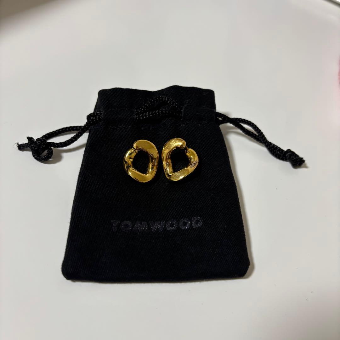 TOMWOODピアスDean Hoops Gold