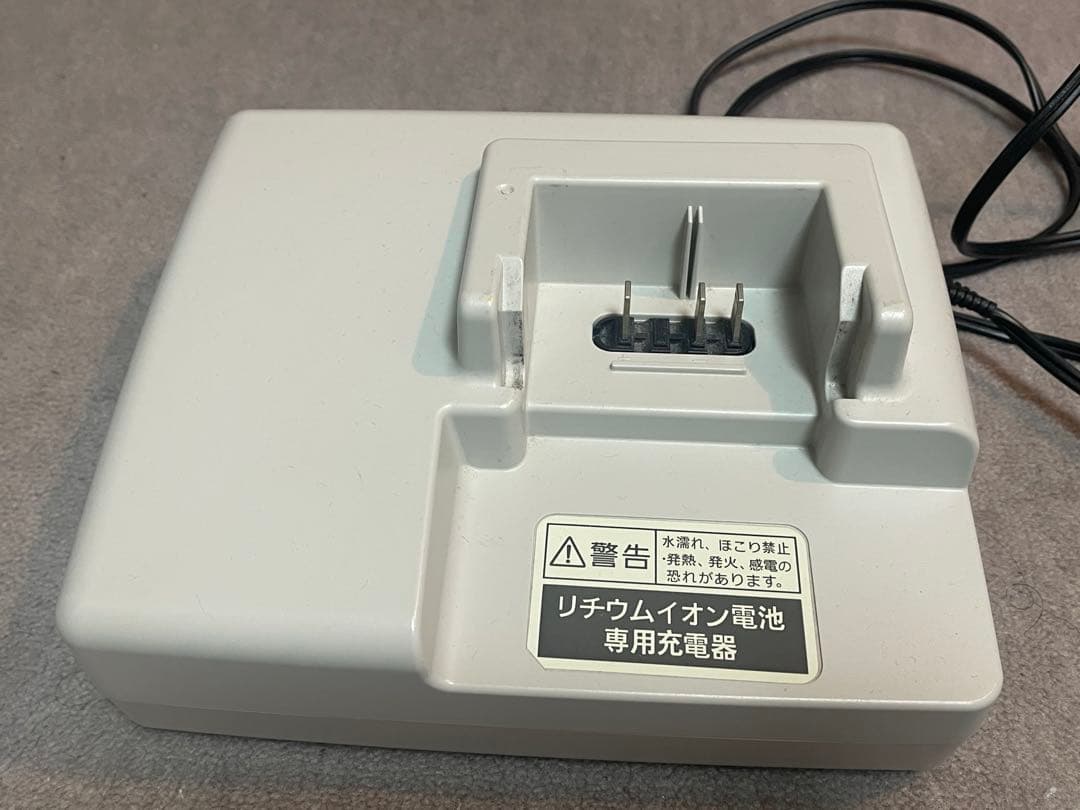 パナソニック電動自転車用バッテリー 8.9Ahと充電器
