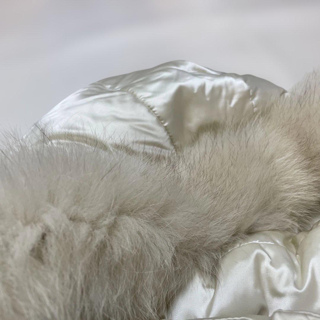 本日のみ日曜セール　MONCLER✩︎モンクレール　ダウンジャケット アイボリー