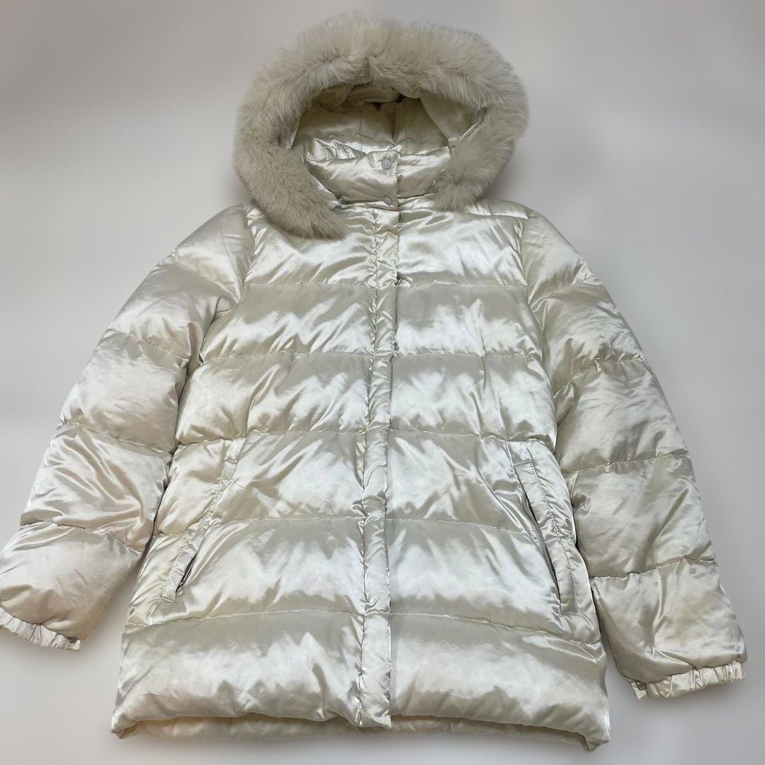 本日のみ日曜セール　MONCLER✩︎モンクレール　ダウンジャケット アイボリー