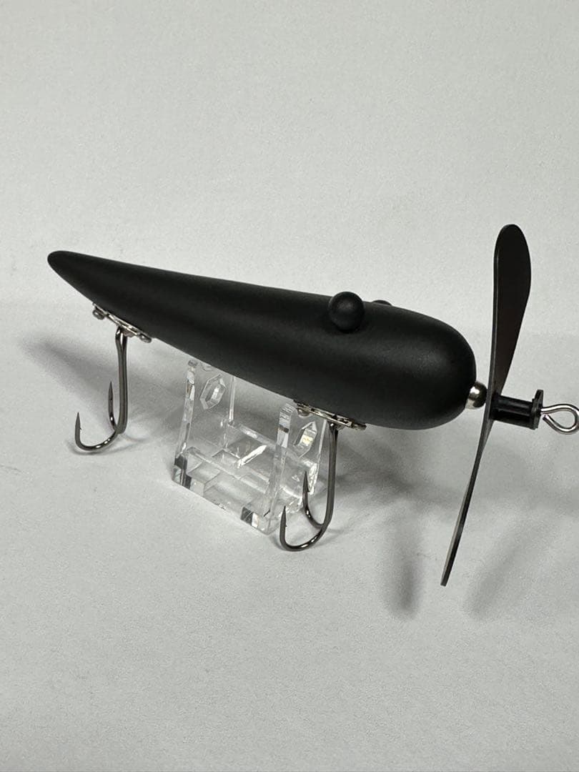 フリークフリーク ブラックトップウォータールアー 10cm
