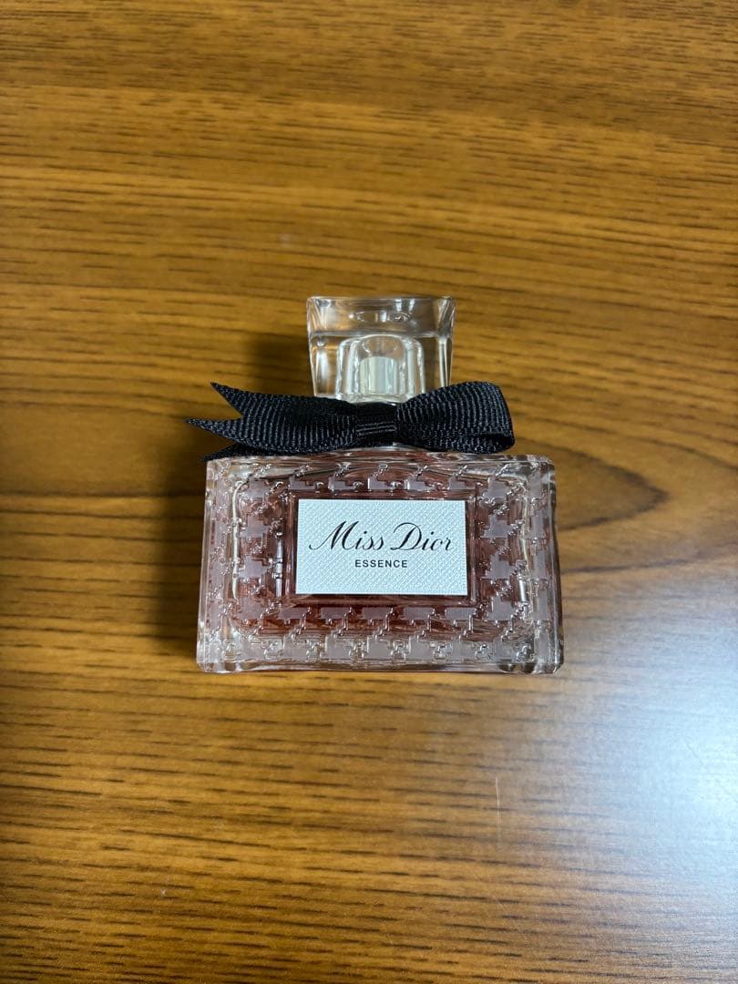 Dior ミスディオールエッセンスパルファン 35ml