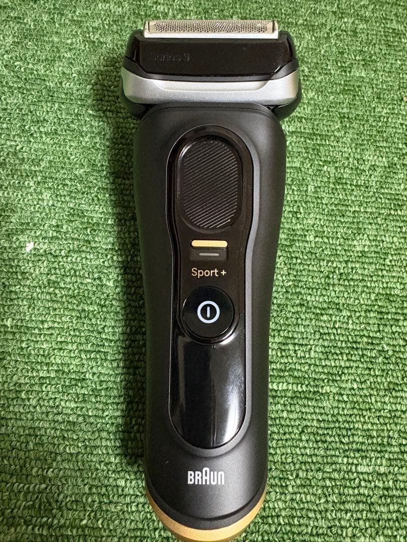 ★新品★BRAUN Series 9 Sport+ シェーバー &洗浄器