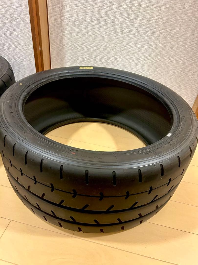 【メロン（バナナ）@リンゴ.マンゴーさん 専用】ADVAN A052 2本セット
