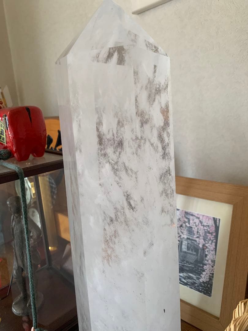 水晶です　六角　６kg こんな水晶見た事ない　特大　重さが6kg ４０cm