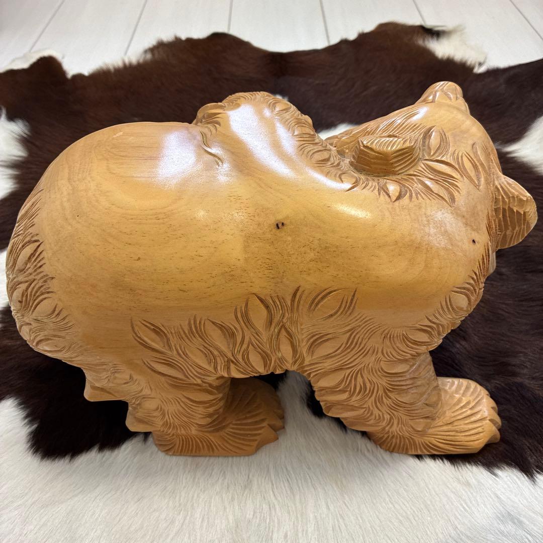 ビンテージ？ 木彫り 鋭い爪が獰猛な熊の置物 ハンドメイド 作家 無銘