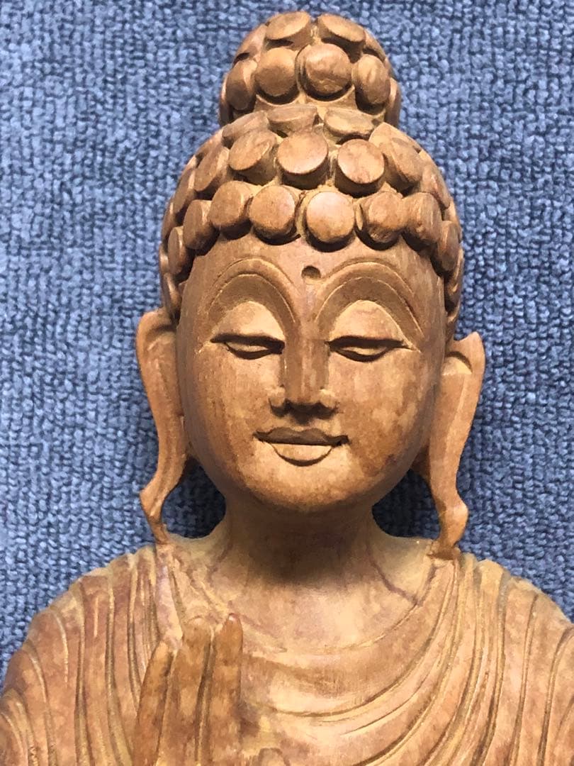 最高級イント白檀　仏像 木彫り