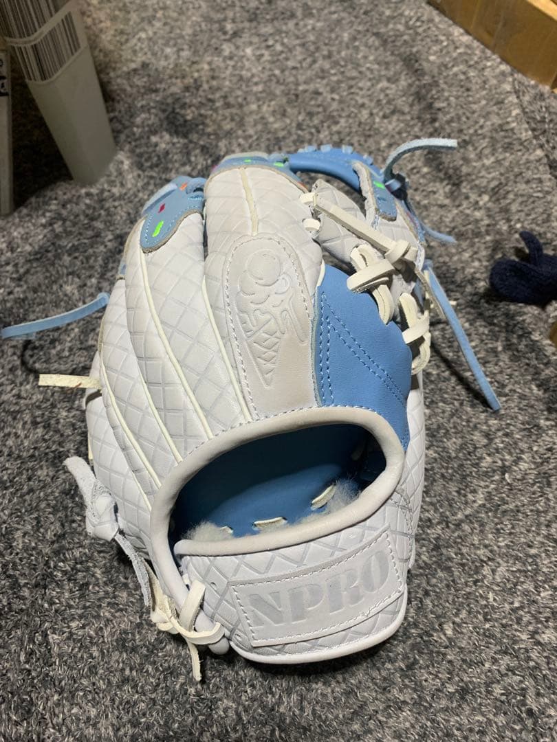 アイスクリーム　内野手用　N PRO 11.25インチ 右投げ用