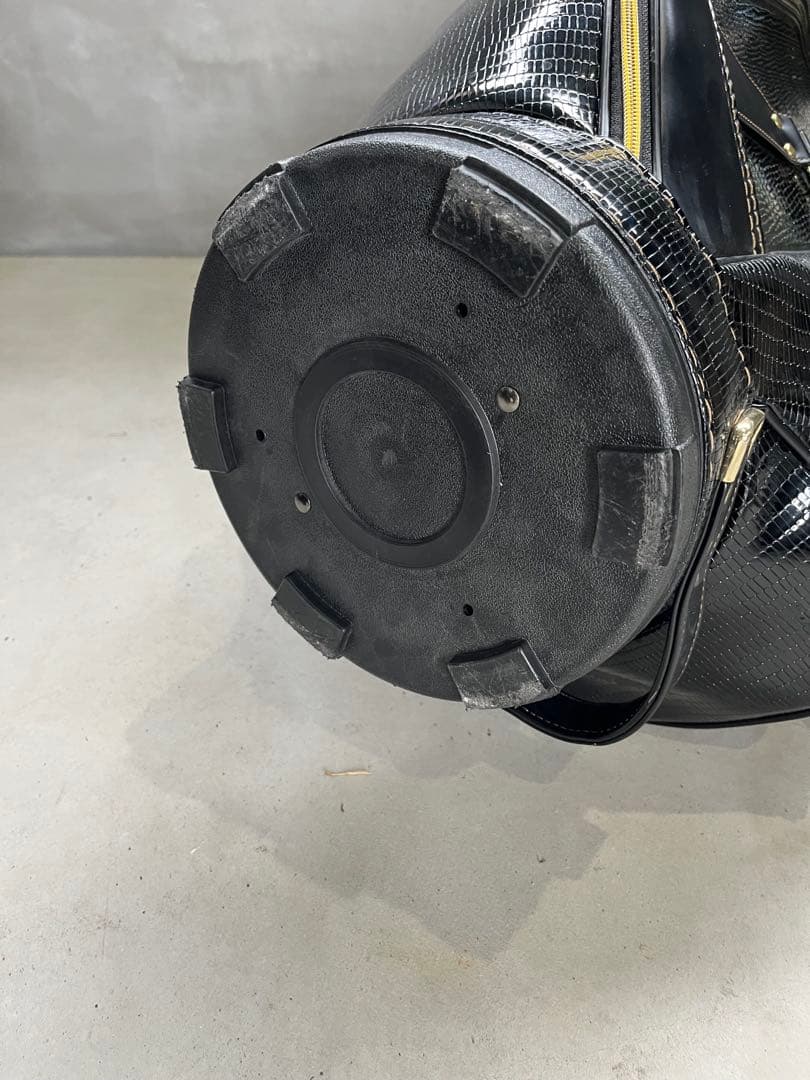 BERES ゴルフバッグ 黒/ゴールドクロコダイル風　本間ゴルフ