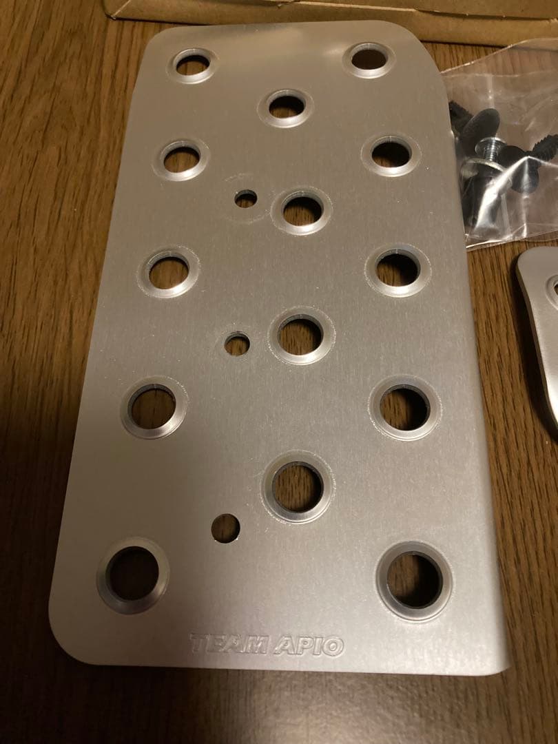 ☆美品☆アピオ ジムニーJB64 JB74 AT用 アルミペダル フルセット