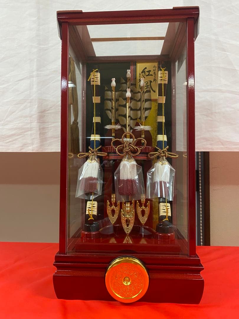 東京久月　家紋付き破魔弓　１３号・サイズ間口約２３×奥行約１９×高さ約４６㎝