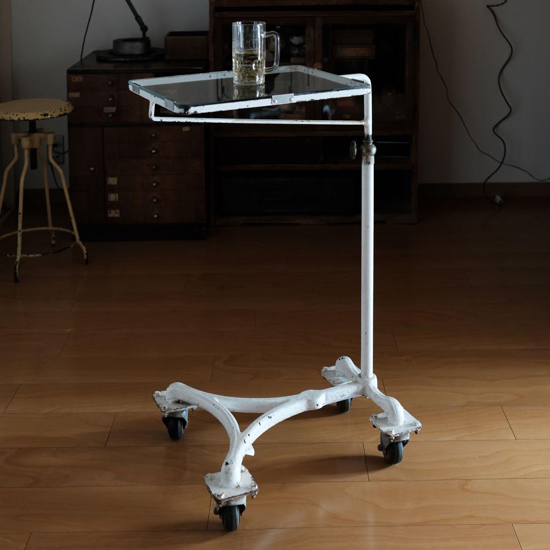 日本昭和時代（1950年頃）HIKARI製の医療用可動テーブル