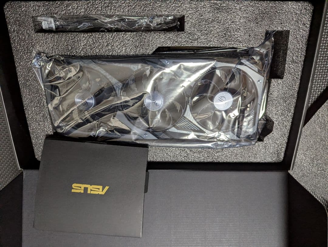 グラフィックボード・グラボ・ビデオカード ASUS ROG Strix GeForce RTX 3050 OC 8GB