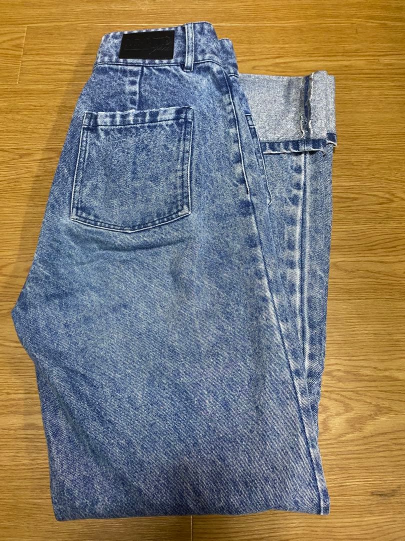 dianteストレート　ハイウエストデニム