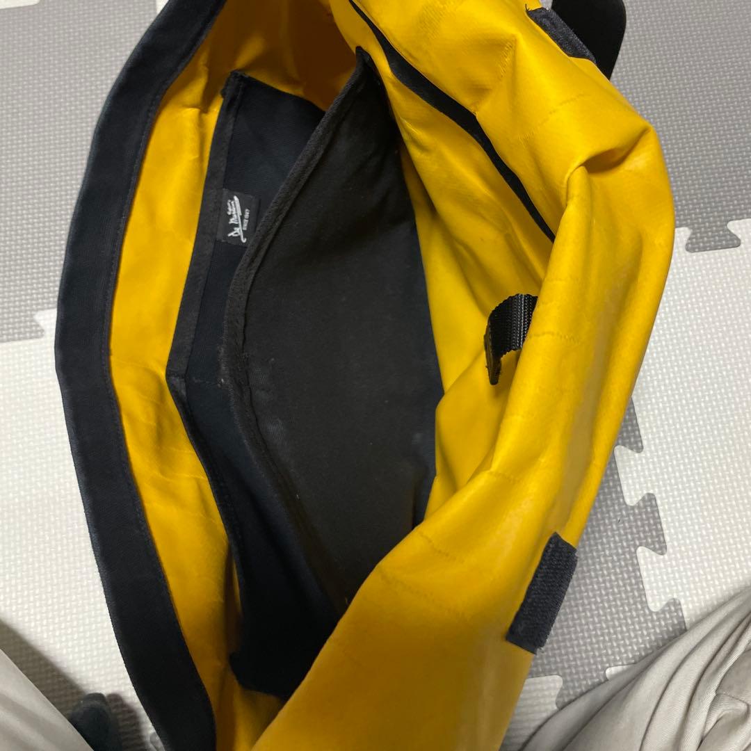 Supreme De Martin メッセンジャーバッグ 黒と黄色