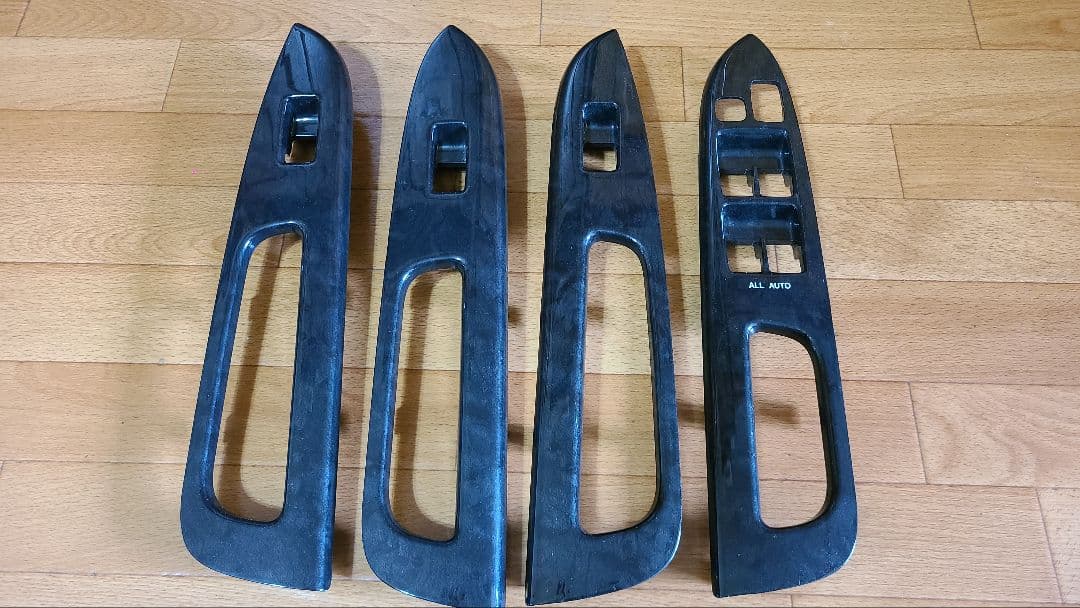 【レア品】10系WISH 黒木目調インパネセット