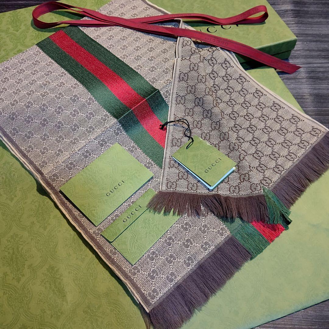 ❤新品箱袋付き❤GUCCI マフラー ショール ストールスカーフ　Ｃロナウド愛用