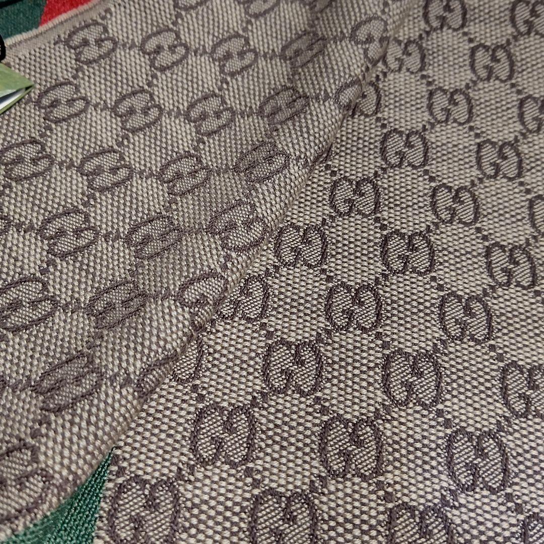 ❤新品箱袋付き❤GUCCI マフラー ショール ストールスカーフ　Ｃロナウド愛用