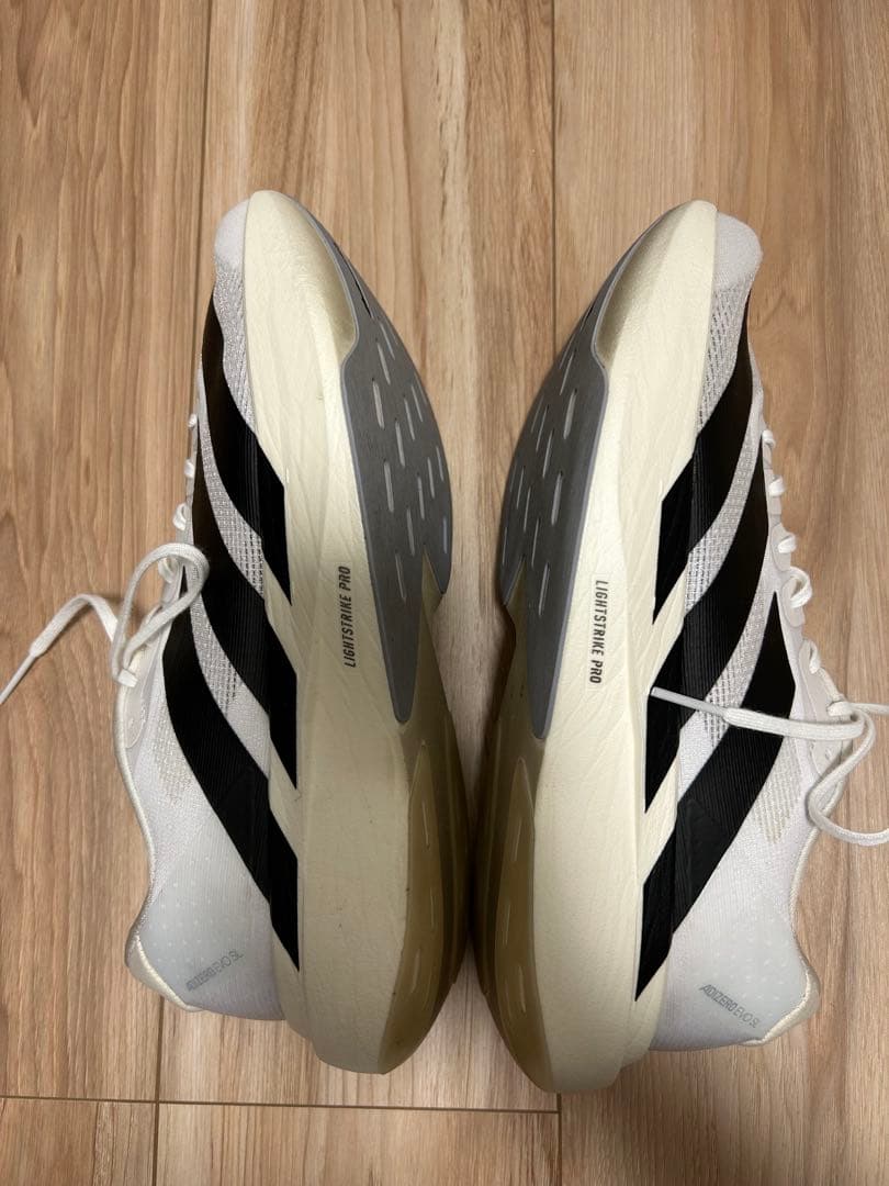 靴 Adidas adizero Evo SL