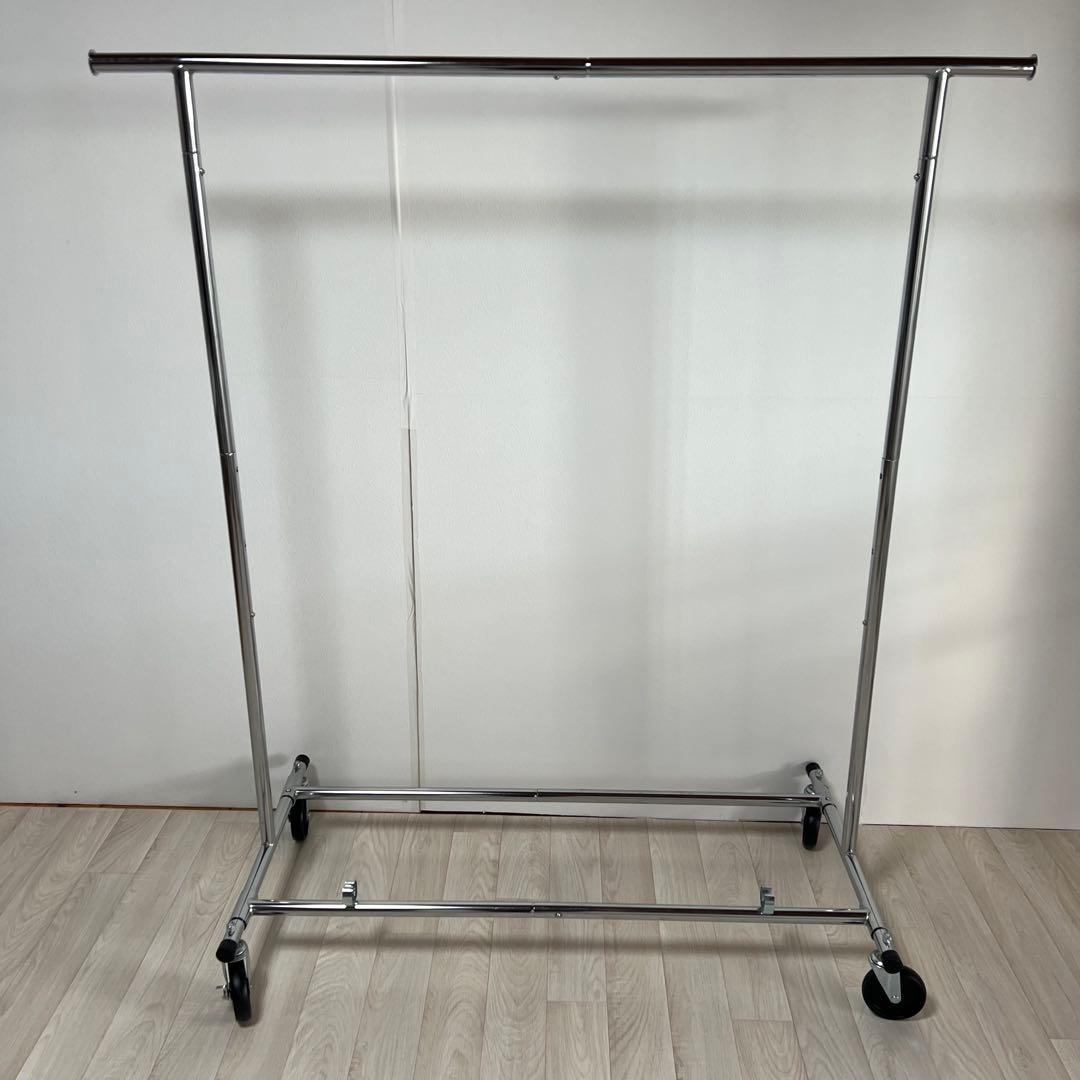 【地域限定送料込み】スチール　ラック　高さ143,5〜168cm 高さ調節可能