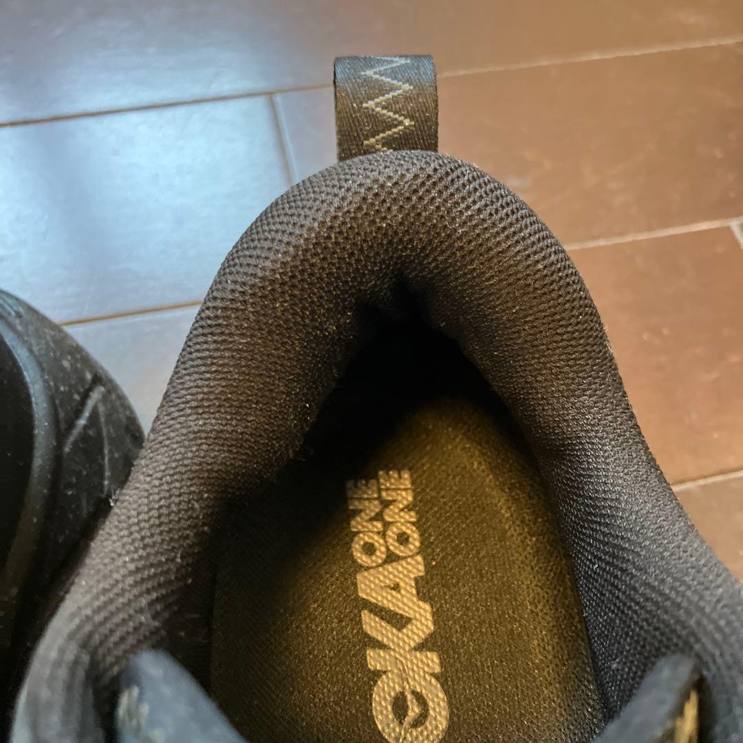 HOKA ホカ　Tor Summit