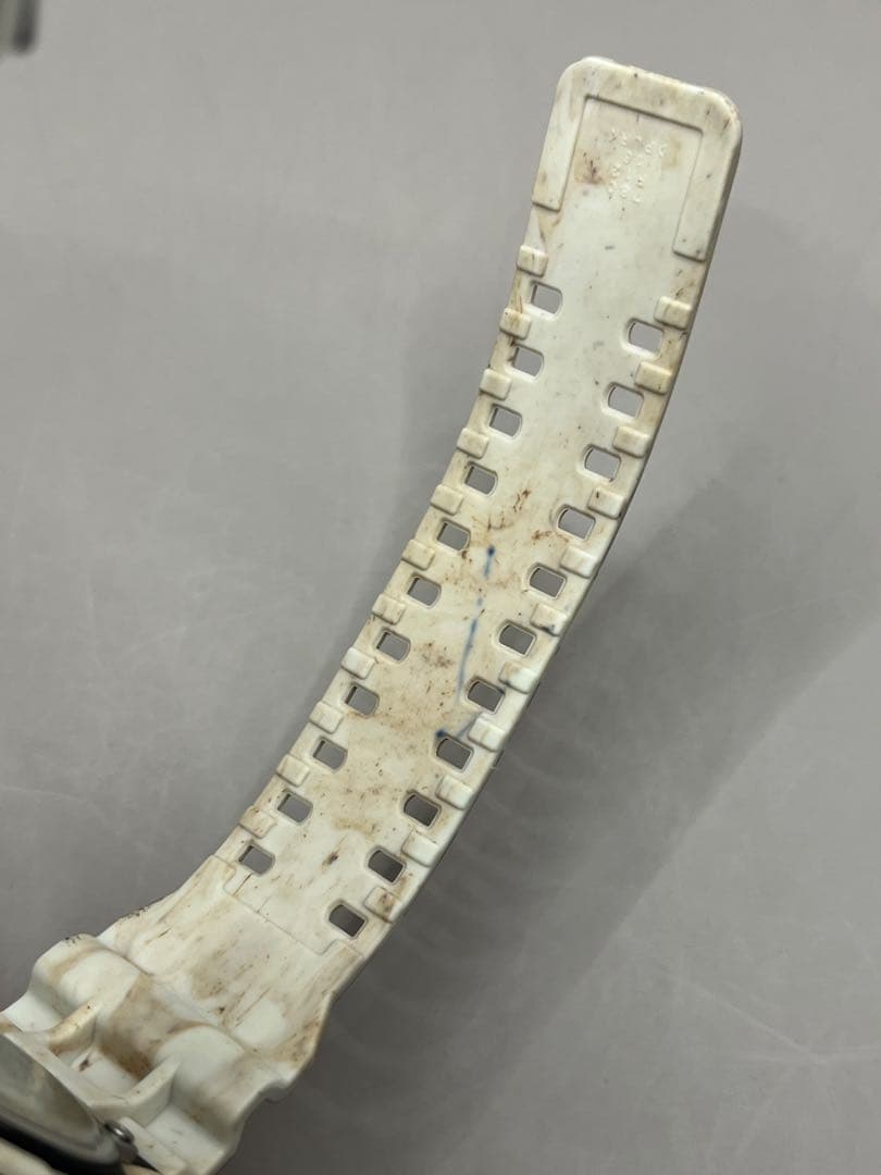 CASIO G-SHOCK GA−110SS