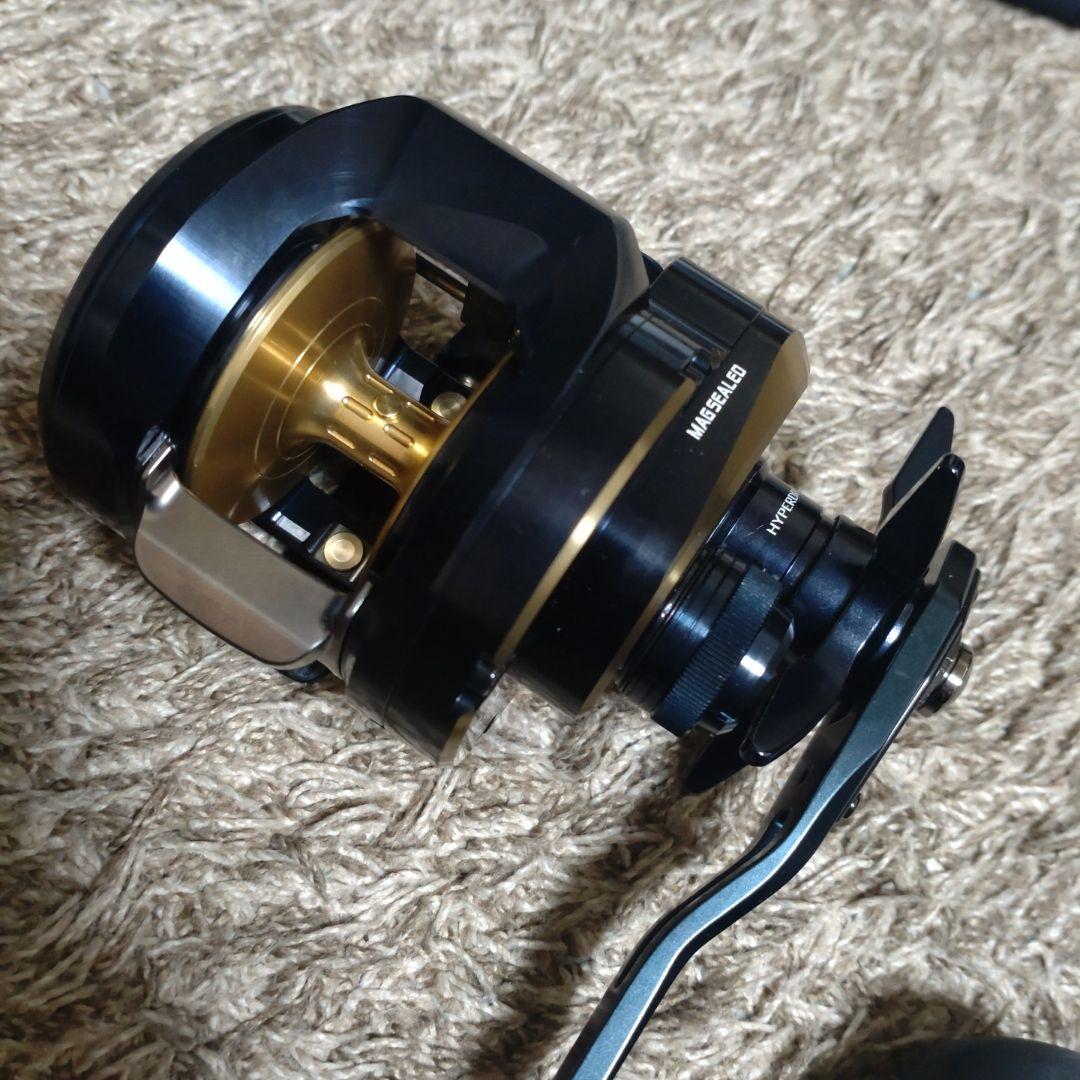 期間限定値下げ!!25 SALTIGA 300H ベイトリール