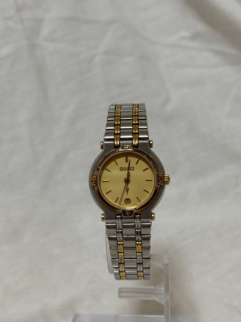 GUCCI 9000L グッチ 腕時計 レディース 新品電池交換済み　実働