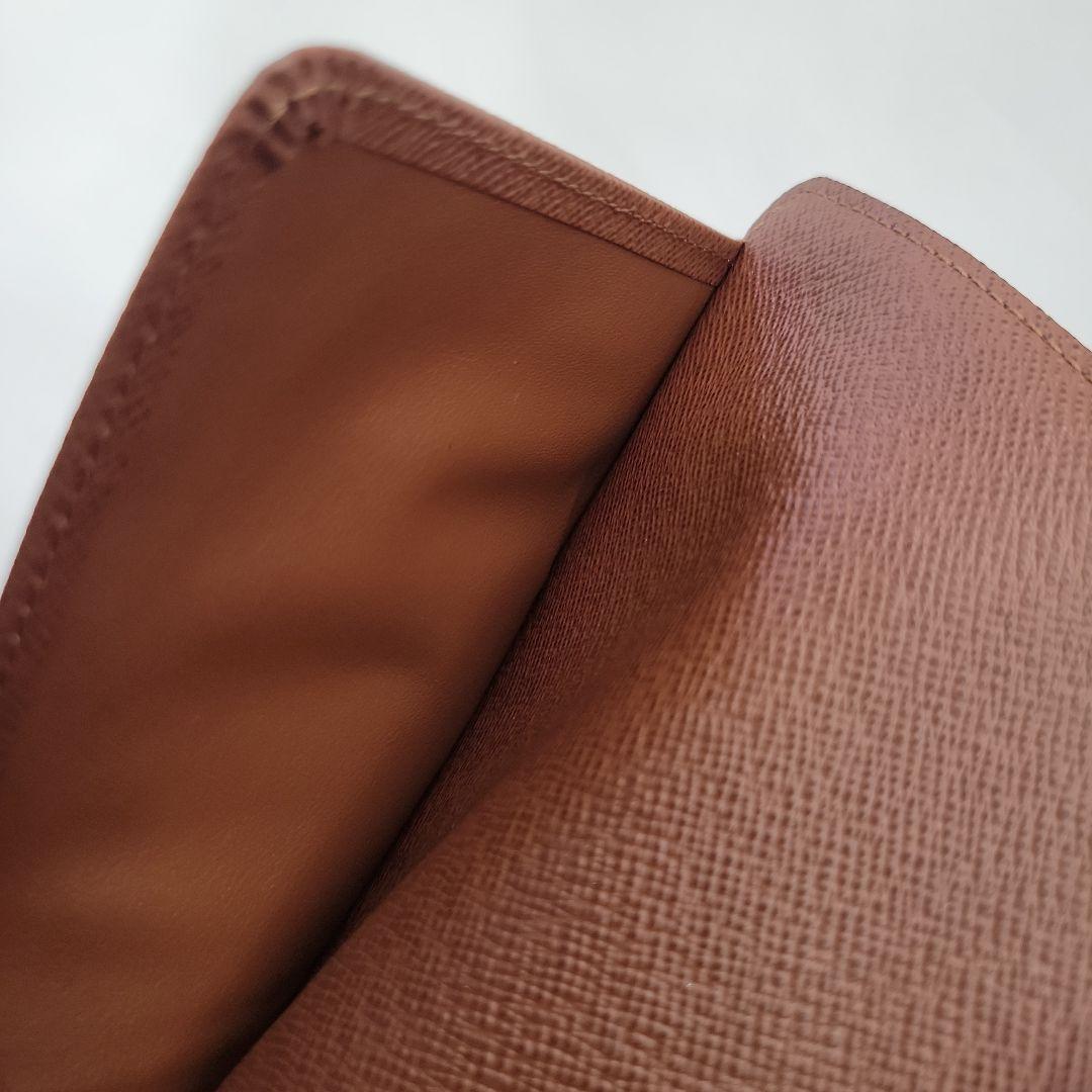 ルイヴィトン　モノグラム　パスポートケース　M60181