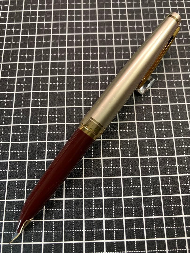 PILOT Elite 95s Deep-red 万年筆　字幅EF