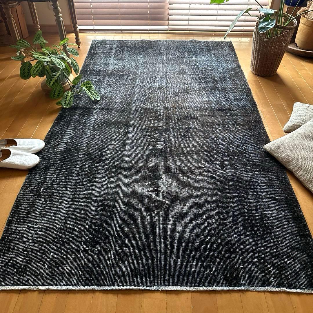 111-113×208 ブラックオーバーダイ　こげ茶　トルコヴィンテージラグ
