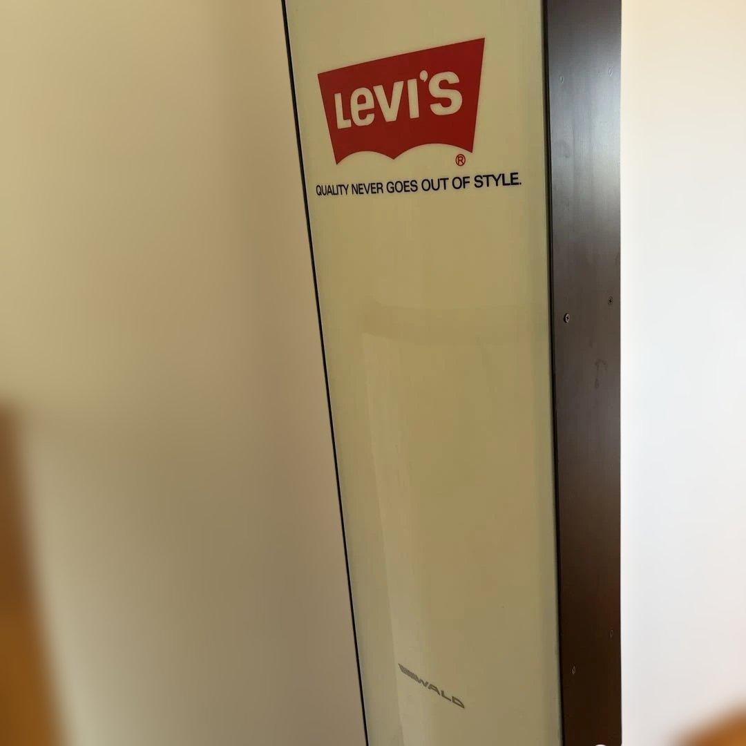 Levi's wald コラボレーション　照明　店舗用？