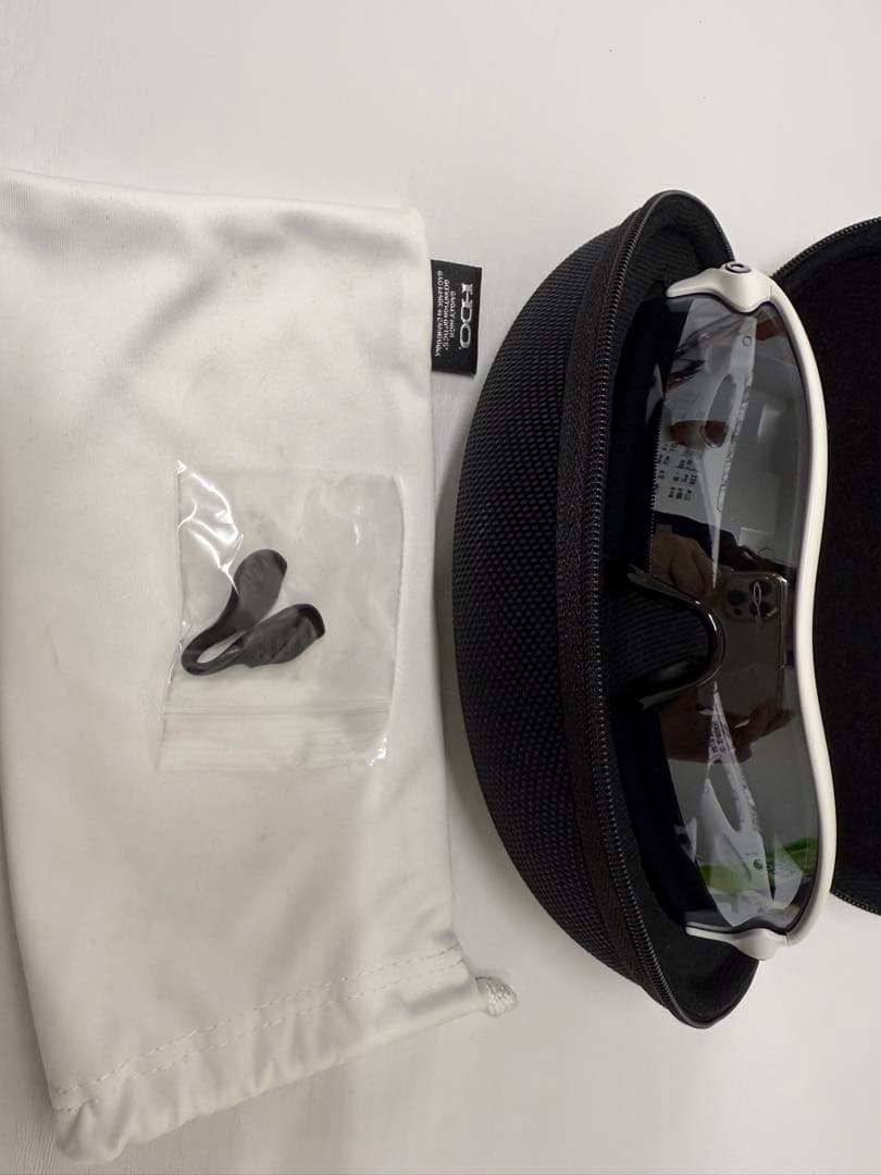 Oakley ゴーグル ホワイトフレーム スモークレンズ